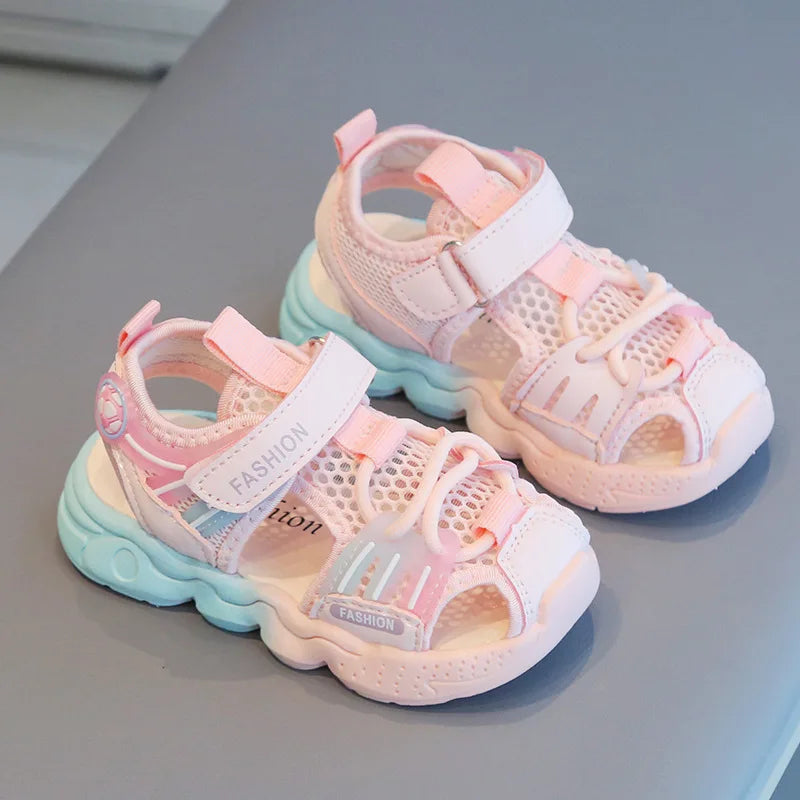 Leichte und Atmungsaktive Kindersandalen – Rutschfeste Sommer-Schuhe für Jungen und Mädchen