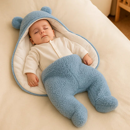 Baby Decke und Schlafanzug im Bärendesign